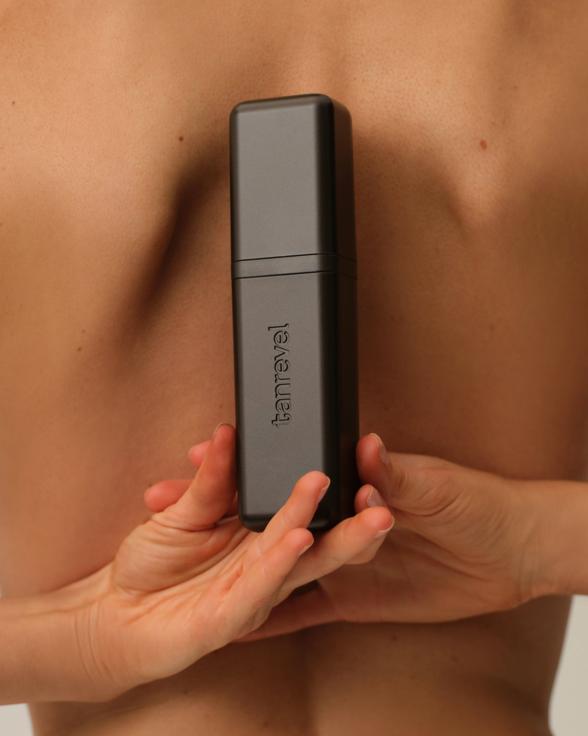 Tantour-trenden: Skapa definition med brun utan sol card image